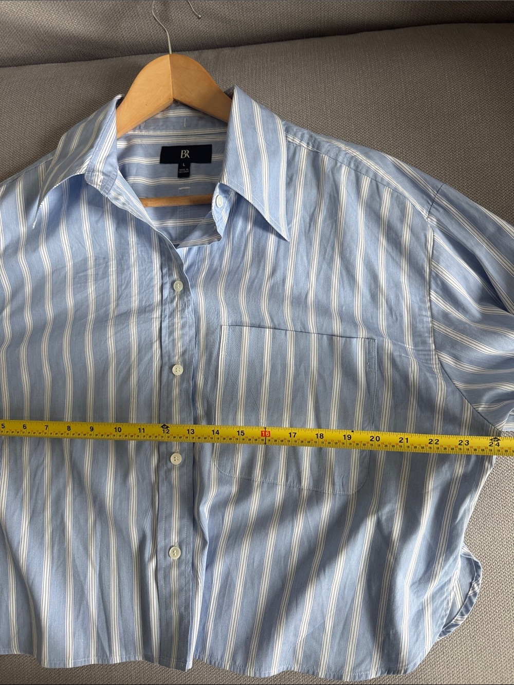 Banana Republic Light Blue & White Striped Boxy Crop Button-Down Shirt - Picture 6 of 9